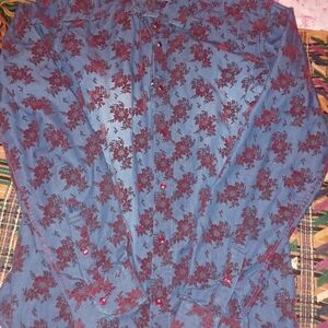 Buckle Exclusive

Velvet Flocked Shirt

Eight X